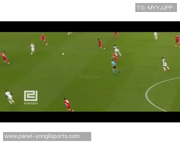 卢卡斯足球:探索足球世界的魅力与激情,激发年轻人的运动热情与团队精神 卢卡斯足球:探索足球世界的魅力与激情,激发年轻人的运动热情与团队精神