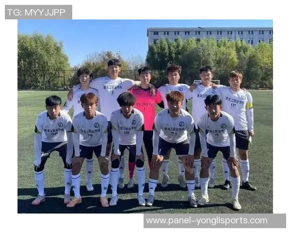 广东宏远足球队奋勇争先展现团队精神与拼搏精神的精彩赛季回顾 广东宏远足球队奋勇争先展现团队精神与拼搏精神的精彩赛季回顾